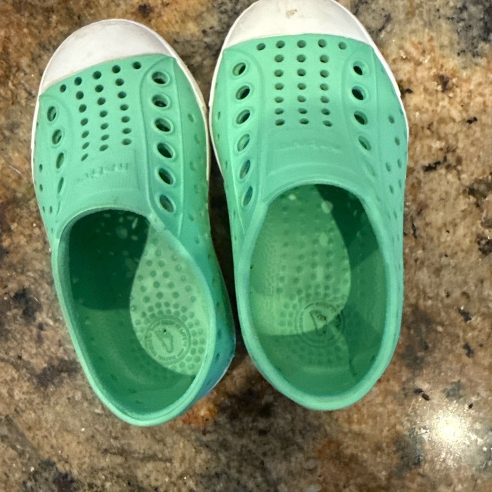 Native Kids Neon green Slip-On Water Shoes